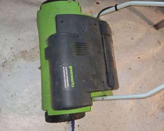 Greenworks 10 Amp 14-Inch Corded Electric Dethatcher (Model 27022)