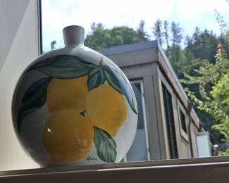 Italian Majolica Lemon Motif Vase small size