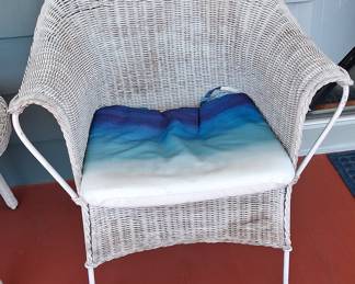 Vintage White Wicker Patio Bistro Set with Blue Ombre Cushions