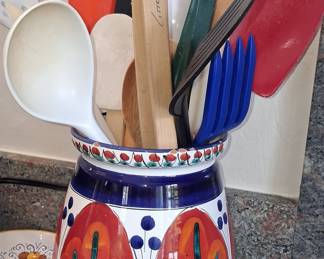 Italian Majolica Utensil Crock - Allegria Pattern