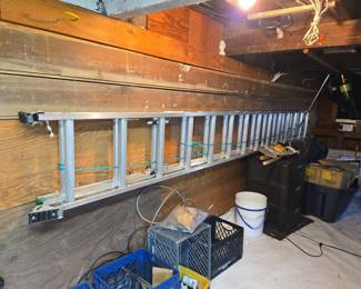 Aluminum Extension Ladder