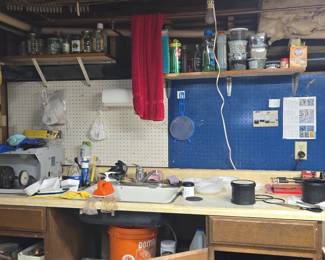 Lapidary Workstation with Rotary Tumbler and Grinding Unit