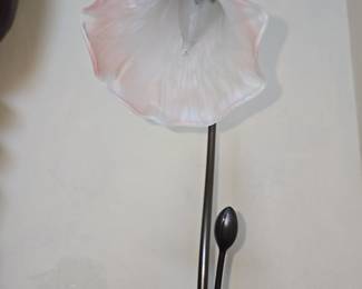 Meyda Lighting "Pond Lily" Accent Lamp 16" high