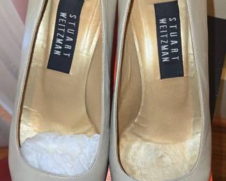 Stuart Weitzman 621 Nofive Crystal Taupe Pumps