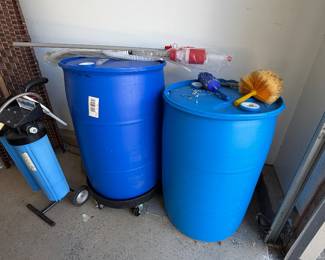 50Gallon water containers