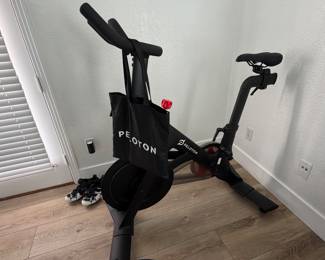 Pelaton bike