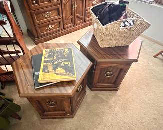 Side Tables 