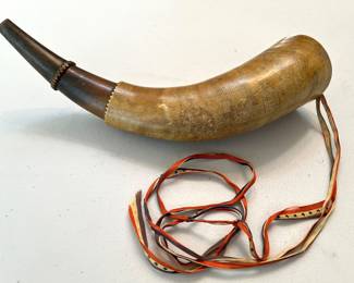19th Century Scrimshaw Powder Horn 