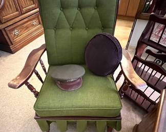 Side Chair - Wood/Fabric 