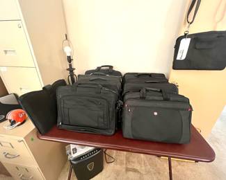 Briefcases - Laptop Cases 
