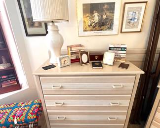 Chest of Drawers - Headboard…