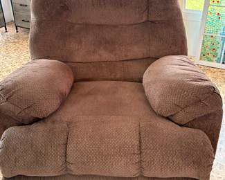 $100 - Rocker/Recliner