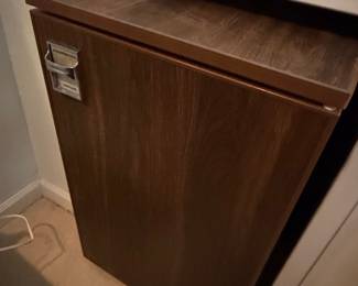 Excellence Deluxe Trash Compactor