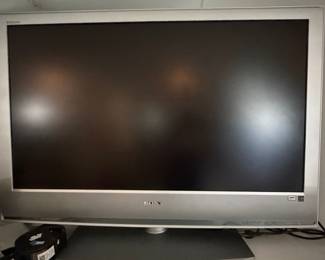 Sony BRAVIA LCD Television