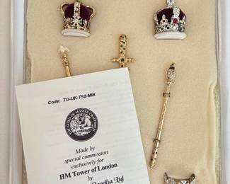 Crowns & Regalia Ltd British Crown Jewels Miniature Set