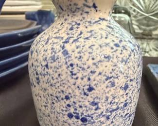 James Town Pottery Spongeware Vase