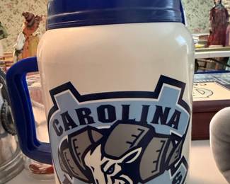 University of North Carolina Tar Heels 22oz Thermo Mug