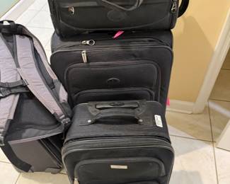 Luggage Set- various pieces