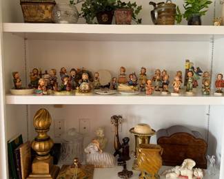 More Hummels and other decor