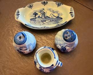 Vintage Delft Blue