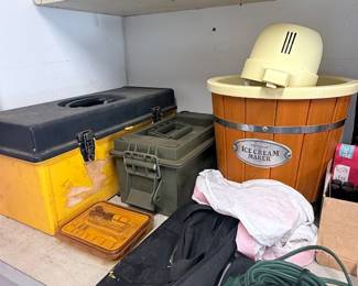 Ice cream maker