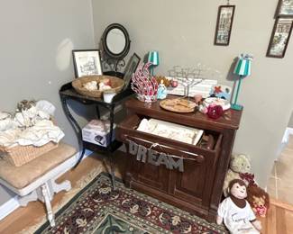 A charming mix of vintage finds, including a wooden cabinet, framed artwork, small lamps, mirrors, linens, dolls, and decorative treasures plenty to browse and discover! ✨