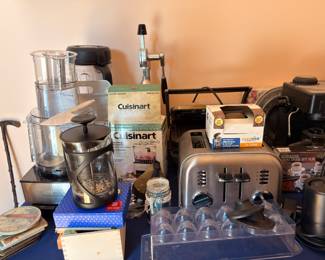 Cuisinart food processor and small kitchen appliances