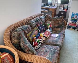 Wicker sofa and chair set with cushions