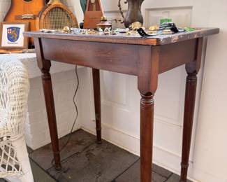 Antique wood side table with turned legs