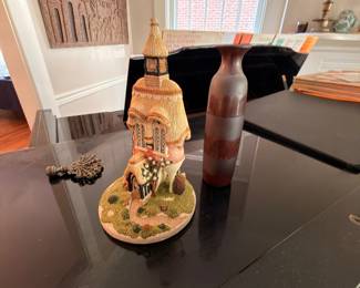 Collectible cottage figurine and ceramic vase