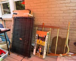 Wire dog crate and basketball goal