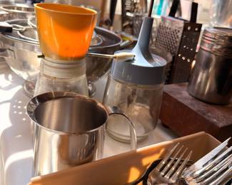 Mixing bowls, colander and flatware