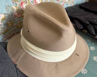 Suede wide brim hat with leather band