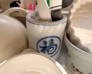 Chinese blue and white utensil crock and pitcher