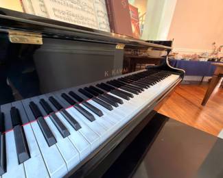 Kawai baby grand piano keyboard detail