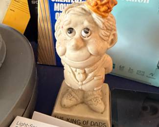 King of Dads chalkware figurine