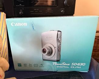 Canon PowerShot SD630 Digital ELPH, boxed