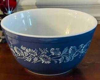Pyrex "Colonial Mist/Blue Mist" Mixing Bowl