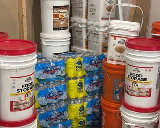 Emergency food containers
