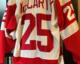 Signed Darren McCarty, Detroit Red Wings jersey