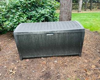 Two deck boxes