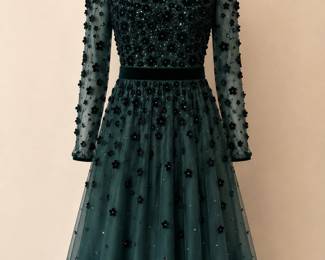 Beautiful dresses size 6/medium)