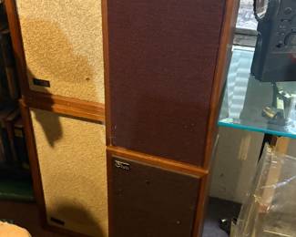 . . . a better look at the Ohm speakers