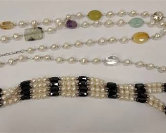 MAGNATITE AND PEARL STRAND, PEARL AND GEMSTONE NECKLACE