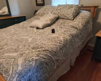 Adjustable bed