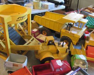 Several old Tonka toys