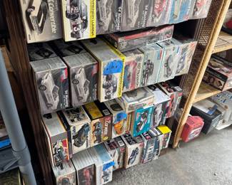 30 model kits - most in original wrapping