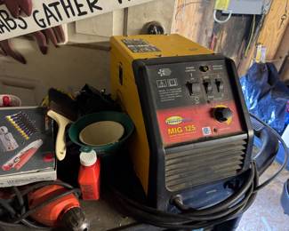 MIG 125 welder