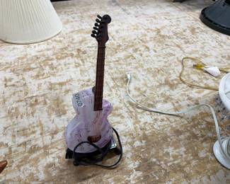 ELECTRIC GUITAR LAMP