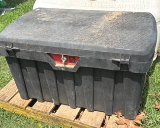 CONTICO TUFF BOX W/ GOOSE DECOYS